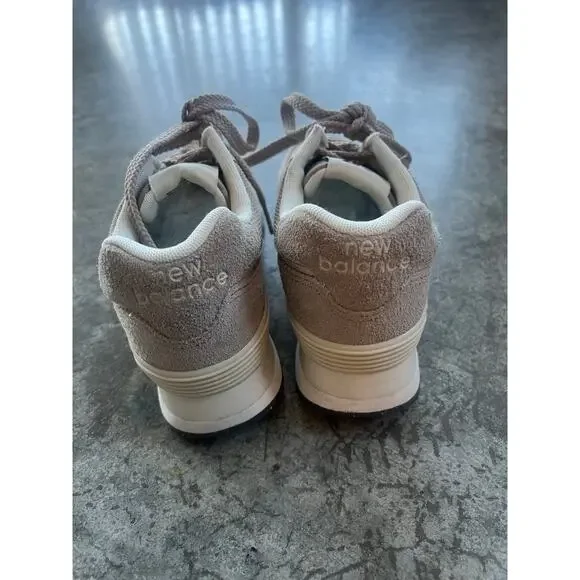 New Balance 574 Core Tan Nimbus Cloud Sneakers WL574EVW Women's 6.5 LIKE NEW - Picture 4 of 9